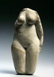Weibliche Figur