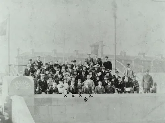 Blackwall Tunnel: Menschenmenge bei der Eröffnungszeremonie, 1897