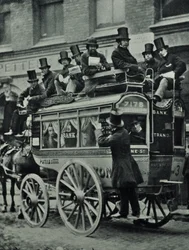 Pferdeomnibus der London Bridge Railway mit Passagieren, 1880