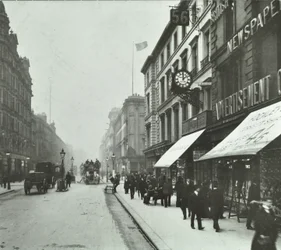 New Oxford Street: Blick nach Westen bei Bloomsbury Way, 1890