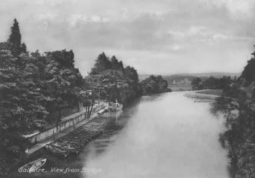 Saltaire, Blick von der Brücke