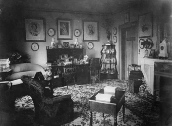 Das Wohnzimmer der Königin, Villa Hohenlohe, Baden-Baden, späte 1860er Jahre