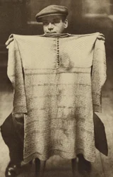 Das blutgetränkte Hemd, das König Karl I. bei seiner Hinrichtung trug, im London Museum in Lancaster House ausgestellt