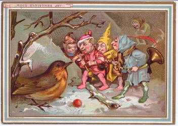 Eine viktorianische Weihnachtskarte mit einer Gruppe von Elfen, die Musikinstrumente tragen und einen verwirrten Rotkehlchen betrachten, ca. 1880