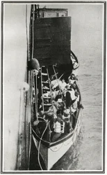 Wie die Titanic-Überlebenden von der Carpathia aufgenommen wurden, aus 