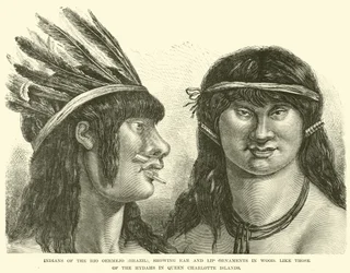 Indianer des Rio Oermejo (Brasilien), die Ohr- und Lippenornamente aus Holz zeigen, ähnlich denen der Hydahs auf den Queen Charlotte Islands