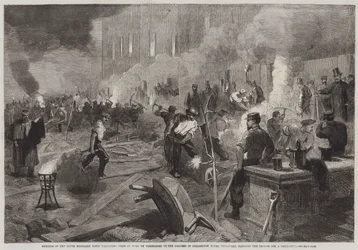 Mitglieder des South Middlesex Rifle Volunteers Corps bei der Arbeit im Fackelschein in den Gärten des Burlington House, Piccadilly, räumen das Gelände für die Drillhalle (Stich)