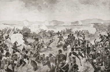 Die Schlacht von Ulundi 1879, die den letzten Ansturm der Zulus und das britische Quadrat in der Ferne zeigt, aus 