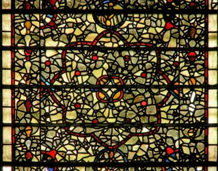 Fenster Fünf-Schwestern, Darstellung von Grisaille