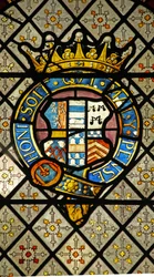 Fenster S2 mit Wappen - Hosenbandorden