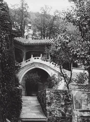 Peking, Si shan, Shih tze wo, Chihli, Klostergarten in den Westlichen Bergen