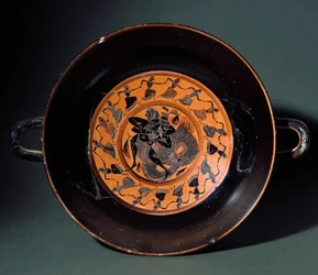 Etruskische Antike: Terrakottabecher, der den Kampf zwischen Herakles und dem Meeresmonster Triton darstellt. Aus Tarquinia. 550 v. Chr. Tarquinia, Museo Archeologico