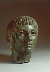 Bronzekopf eines Jugendlichen, etwa 330 v. Chr.