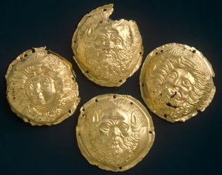 Goldene Nieten aus Todi (Umbrien). Etruskische Zivilisation, 4. Jahrhundert v. Chr.