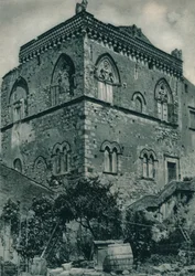 Haus aus der Zeit der islamischen Herrschaft, Taormina, Sizilien, Italien, 1927