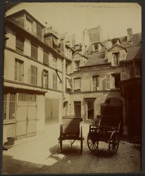 Altes Haus in der Rue de Fourcy, das im Viertel als Wohnhaus Fourcys gilt