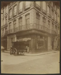 54 Rue Saint-Honoré und 1 Rue des Prouvaires, (1. Arr.)