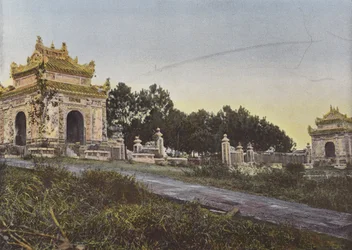 Nekropole des Vaters von König Dong-Khanh