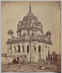 Das Grab von Saadat Ali im Kaiserbagh Palast