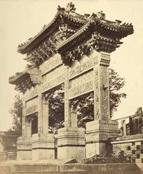 Bogen im Lama-Tempel in der Nähe von Peking