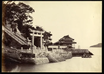 Eingang des Tempels von Kami-Hamayou in Shimonoseki