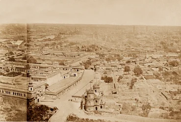 Gesamtansicht von Husainabad