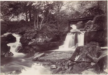 Glen Lun. Die ländliche Brücke