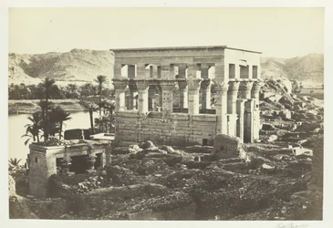Pharaos Bett, Philä, vom Großen Tempel, 1857