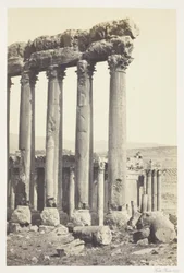 Die großen Säulen und kleinerer Tempel, Baalbek
