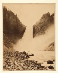 Große Wasserfälle des Yellowstone, 360 Fuß