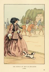 Frau mit Haube, Jacke und weiter Krinoline mit Hund beobachtet Reiter und Kutschen auf der Reitbahn. Die Avenue du Bois de Boulogne, Paris