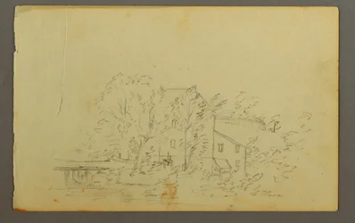 Mühle umgeben von Bäumen