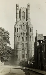 Ely-Kathedrale: Westturm von der Galerie