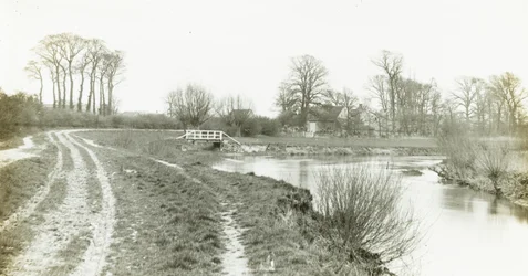 Kelmscott Manor: Vom Thames