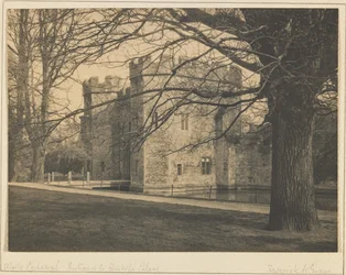Eingang zum Bischofspalast, Wells Cathedral, ca. 1900