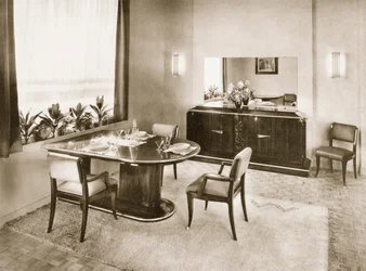 Esszimmer aus Ensembles Mobiliers, veröffentlicht 1937