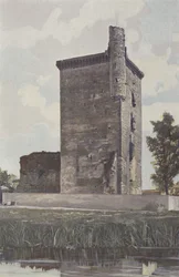 Lesparre, Donjon des Schlosses, Gesamtansicht Westen