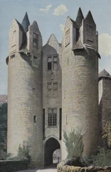 Montreuil-Bellay, Altes Schloss, Der große Chatelet
