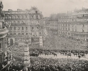 Paris: Empfang der Russen im Militärclub