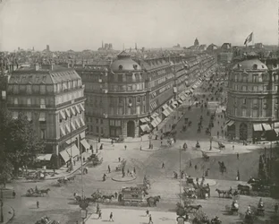 Paris: Blick auf die Avenue de l