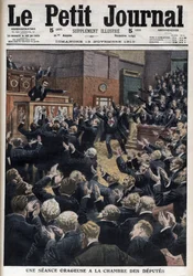 Eine stürmische Sitzung in der Abgeordnetenkammer - Premierminister Aristide Briand beschuldigt den Sozialistenführer Jean Jaurès des Gesetzesverstoßes - Illustration aus „Le Petit Journal“, illustrierte Beilage