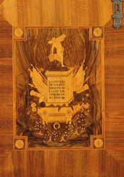 Buffetschrank mit revolutionärem Design, eingelegtes Detail von Emblem und Motto (Marketerie)