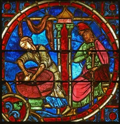 Detail eines Fensters mit Darstellung der Geburt Christi