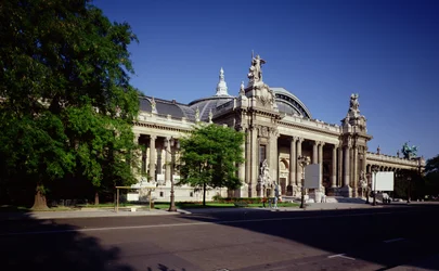 Fassade des Grand Palais, erbaut von Henri Deglane (1855-1931), Albert Louvet (1860-1936) und Albert Thomas (1847-1907), 1897-1900