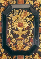 Marketerie-Detail von einem Buffet