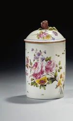 Mennecy-Pommadentopf mit Deckel (ca. 1750-70)