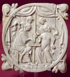 Spiegelkasten, der ein Schachspiel darstellt, ca. 1300