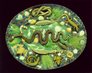 Ovaler Teller mit Fischen und Reptilien, Reproduktion von Bernard Palissy Ware