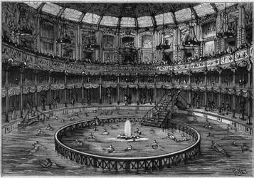 Überblick über das Schwimmbad in der Rue Saint Honore, in Paris. Gravur in „La Nature. Revue des sciences et de ses applications aux arts et à l