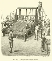 Mechanisches Kämmen von Flachs